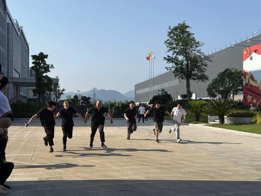 小2.webp.jpg